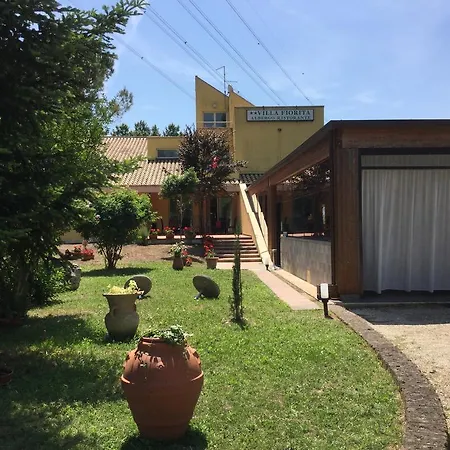 Fiorita فندق مبيت وإفطار Cepagatti